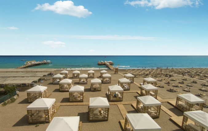 Strand van Resort en Spa Aska Lara in Antalya