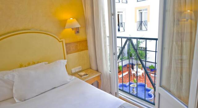 Tweepersoonskamer van hotel Eurostars Regina in Sevilla
