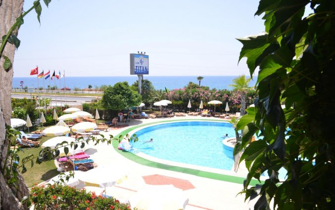 Zwembad van Hotel Club Titan in Alanya