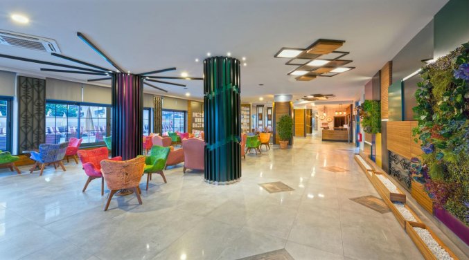 Lobby van Hotel Monart City in Alanya