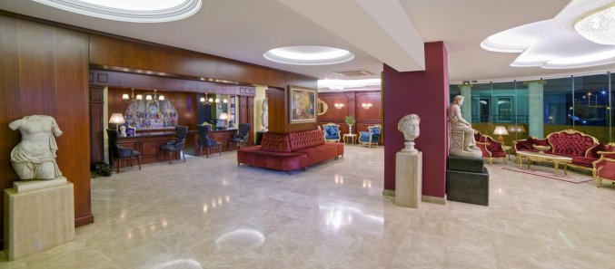 Lobby van Hotel Antique Roman Palace in Alanya