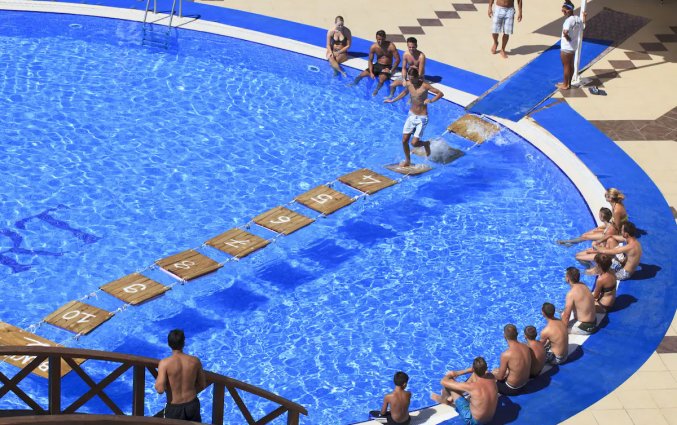 Buitenzwembad van Hotel Diamond Hill Resort in Alanya