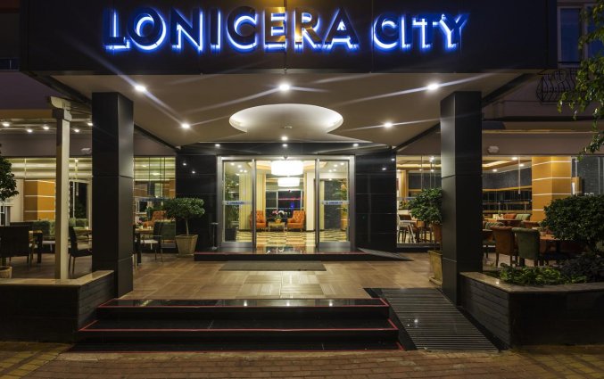 Ingang van Hotel Lonicera City in Alanya