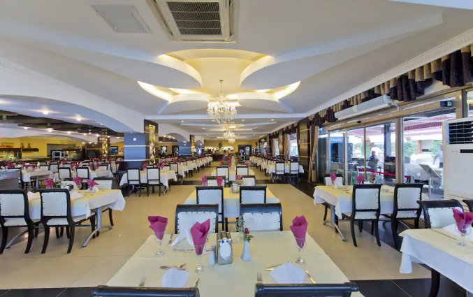 Restaurant van Hotel Beach Club Doganay in Alanya