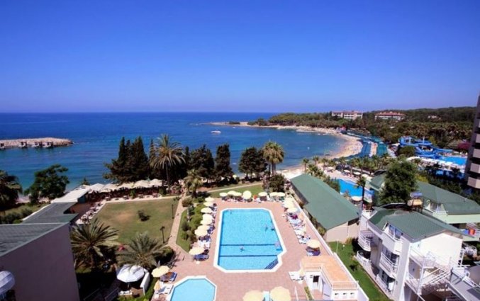 Bovenaanzicht hotel Incekum Su Alanya