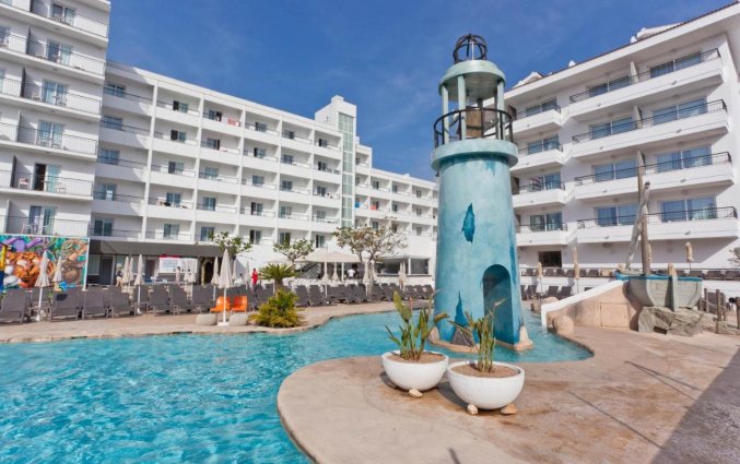 Zwembad van 30 Degrees - Hotel Pineda Splash Pineda de Mar