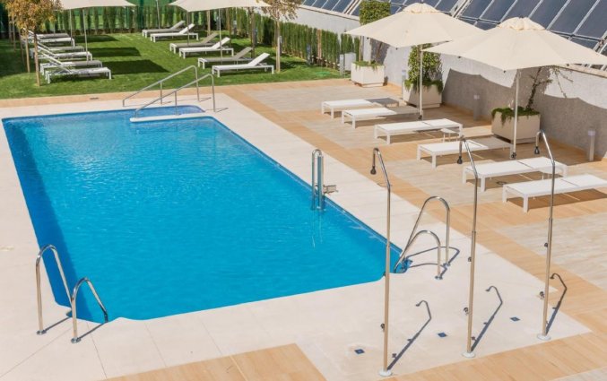 Buitenzwembad Hotel Garden Inn Sevilla