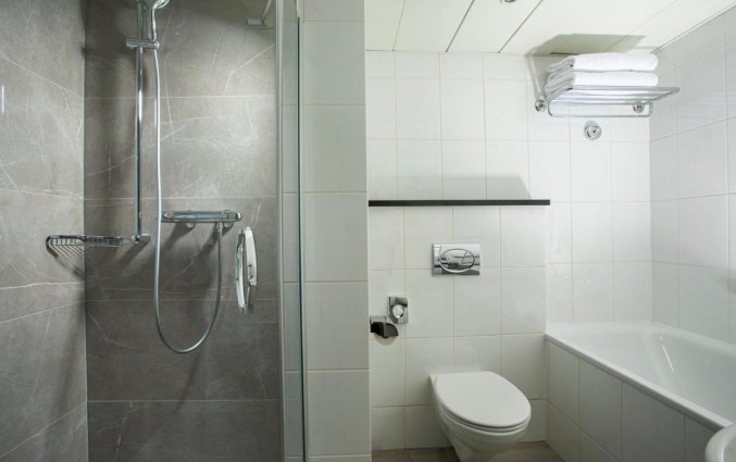 Badkamer bij Hilton Praag