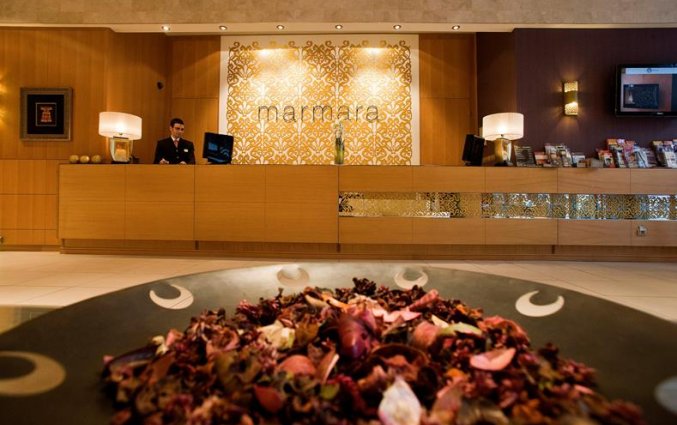 Receptie van Hotel Marmara in Budapest