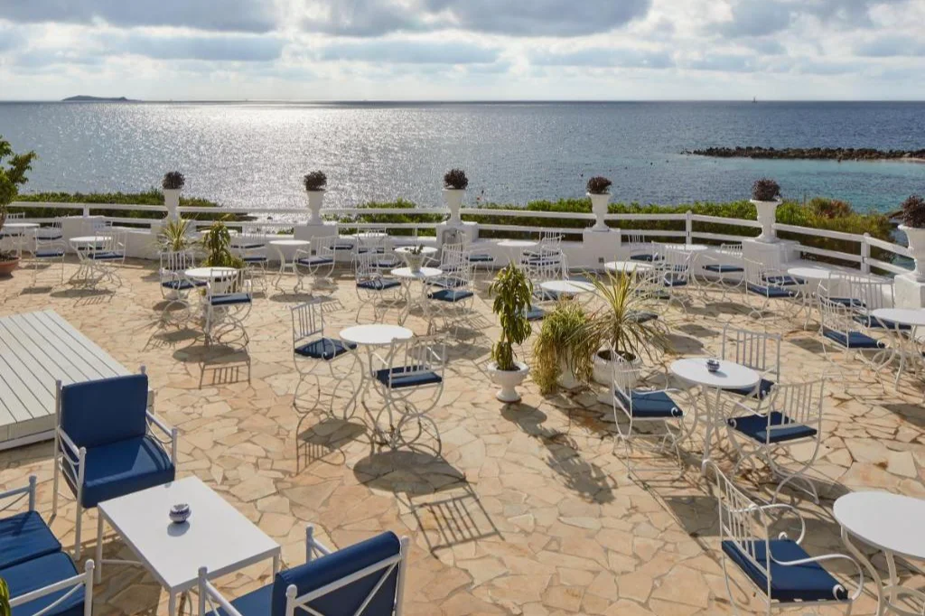 Buiten terras Hotel Mongibello Ibiza