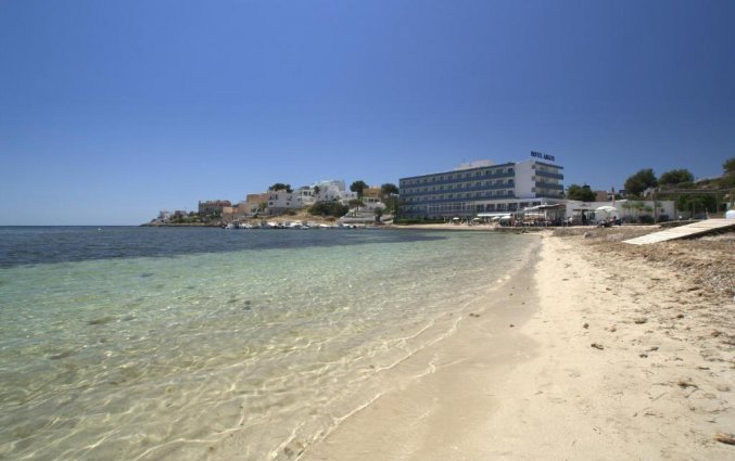 Hotel Argos Ibiza - direct aan zee