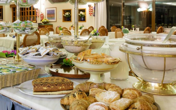 Ontbijtbuffet van Hotel San Pietro Gardameer
