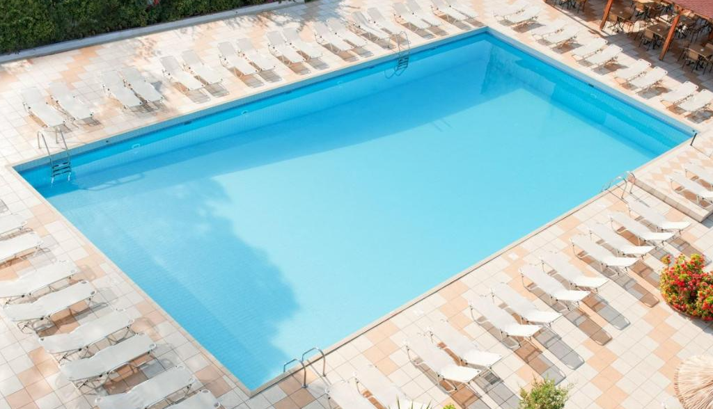 Heronissos Hotel zwembad