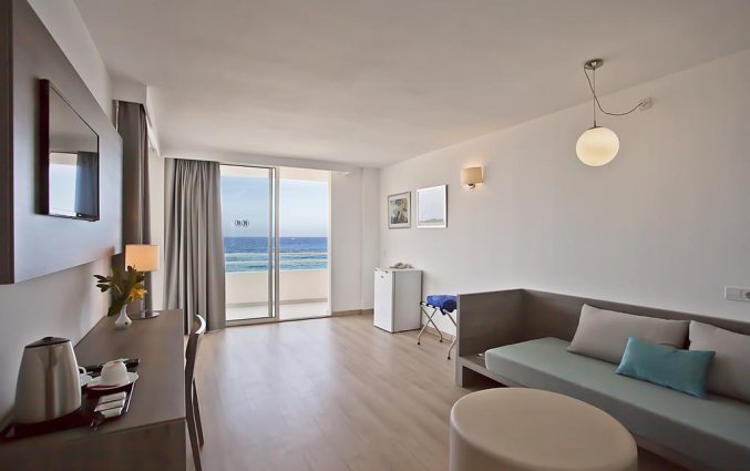 Zitgedeelte in appartement van Aparthotel Playa Dorada op Mallorca