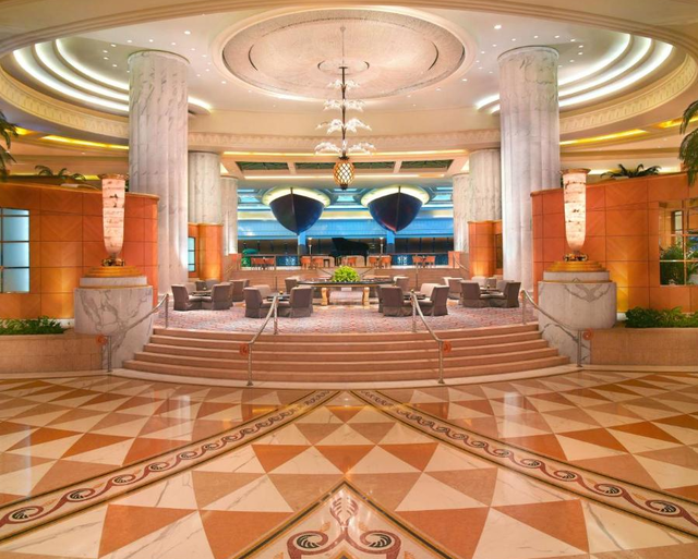 entree van Grand Hyatt Dubai