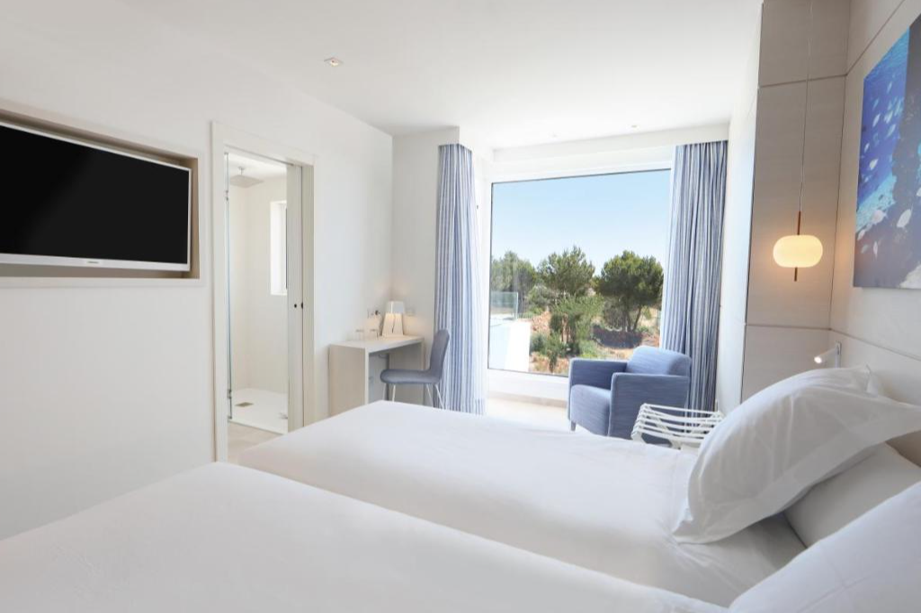 Tweepersoonskamer van Hotel Iberostar Selection Santa Eulalia Ibiza