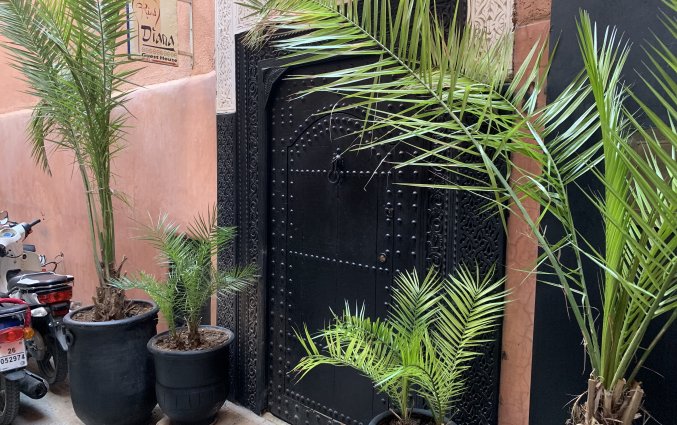 Ingang van Riad Diana in Marrakech