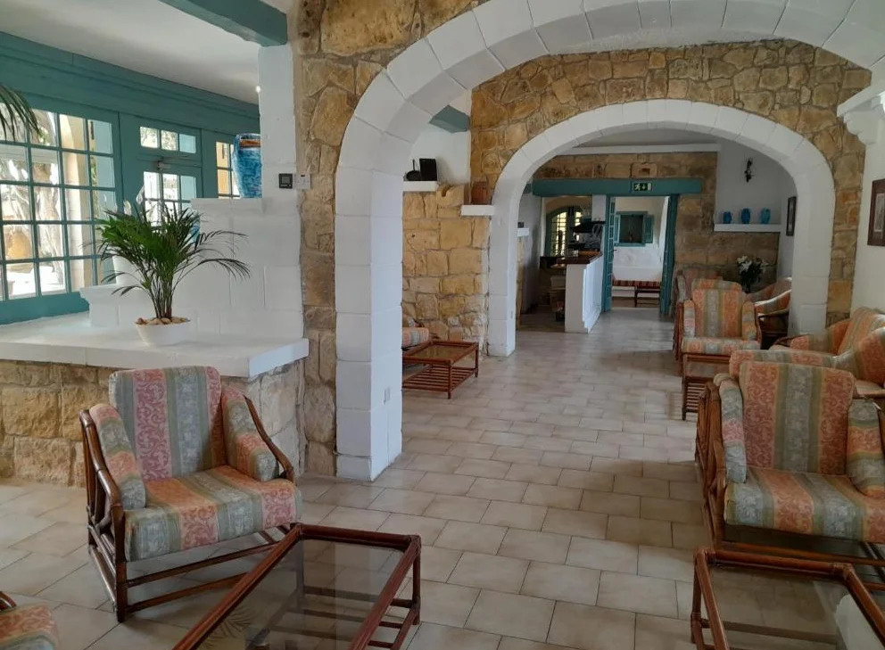 Cornucopia Hotel lounge 