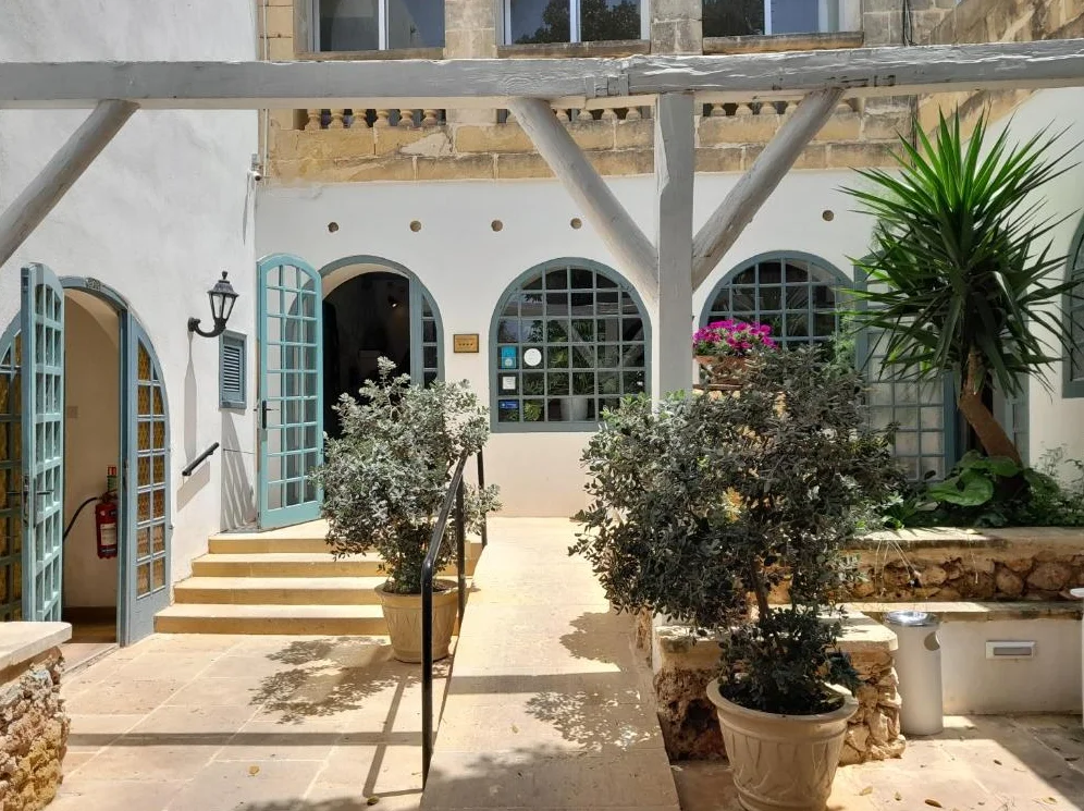 Cornucopia Hotel tuin 