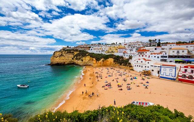 Stad - Carvoeiro 1