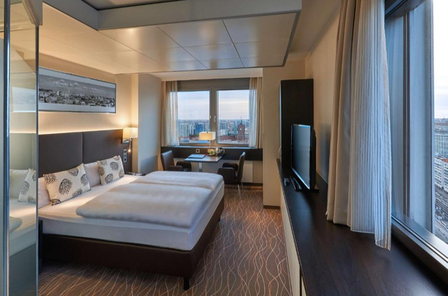 Park Inn by Radisson Berlin Alexanderplatz