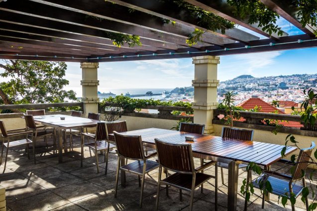 Terras van Hotel ARTS in Conde Carvahal op Madeira