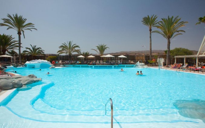 Buitenzwembad van Hotel Abora Continental by Lopesan op Gran Canaria