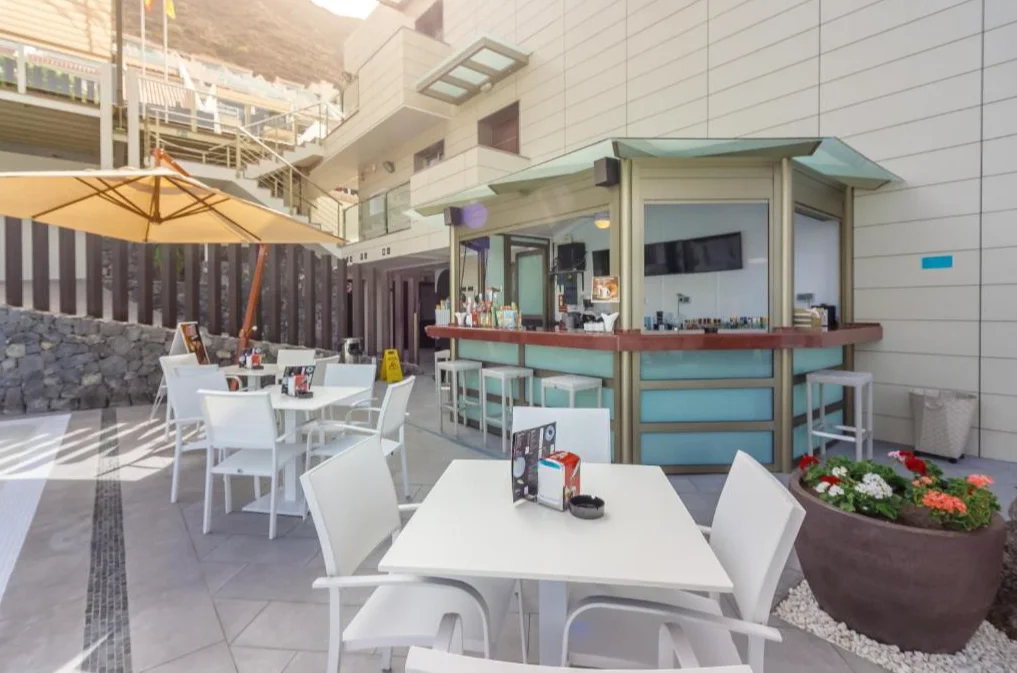 KLAYMAN Diamond Aparthotel bar