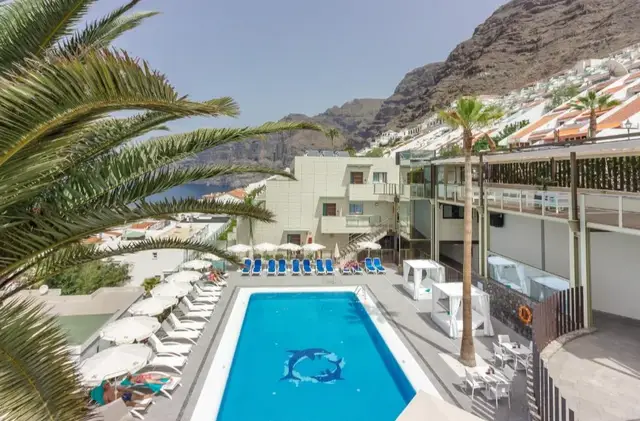 KLAYMAN Diamond Aparthotel zwembad