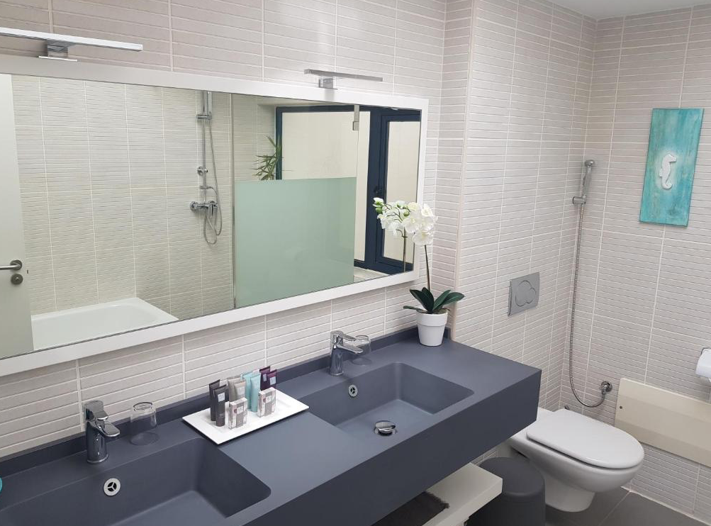 Fuertevillage Suites