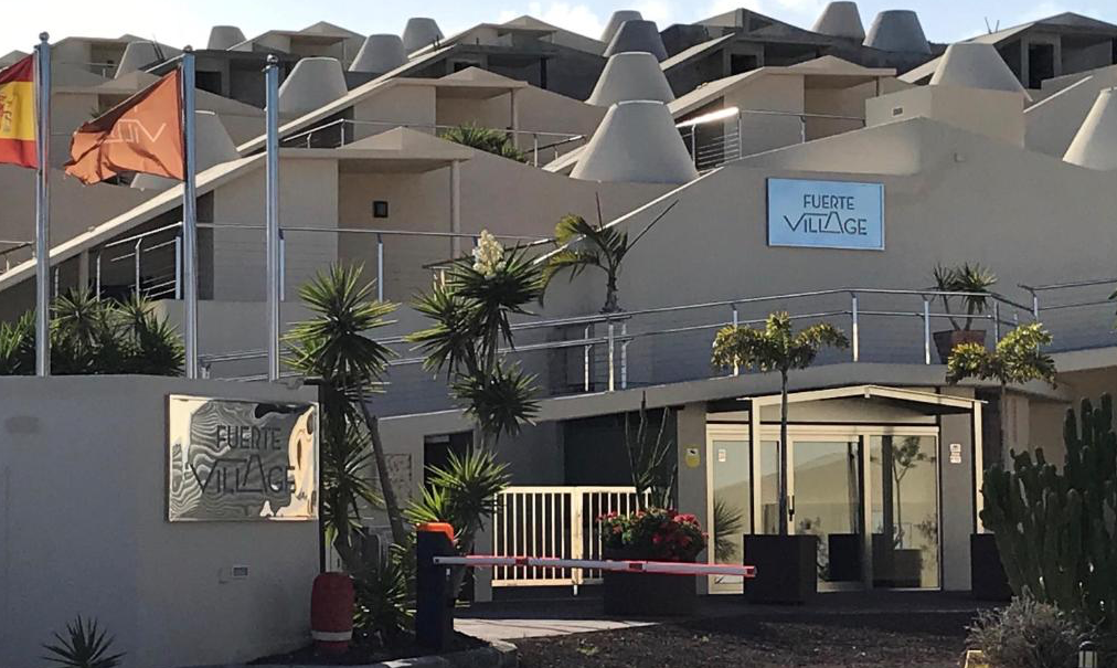 Fuertevillage Suites