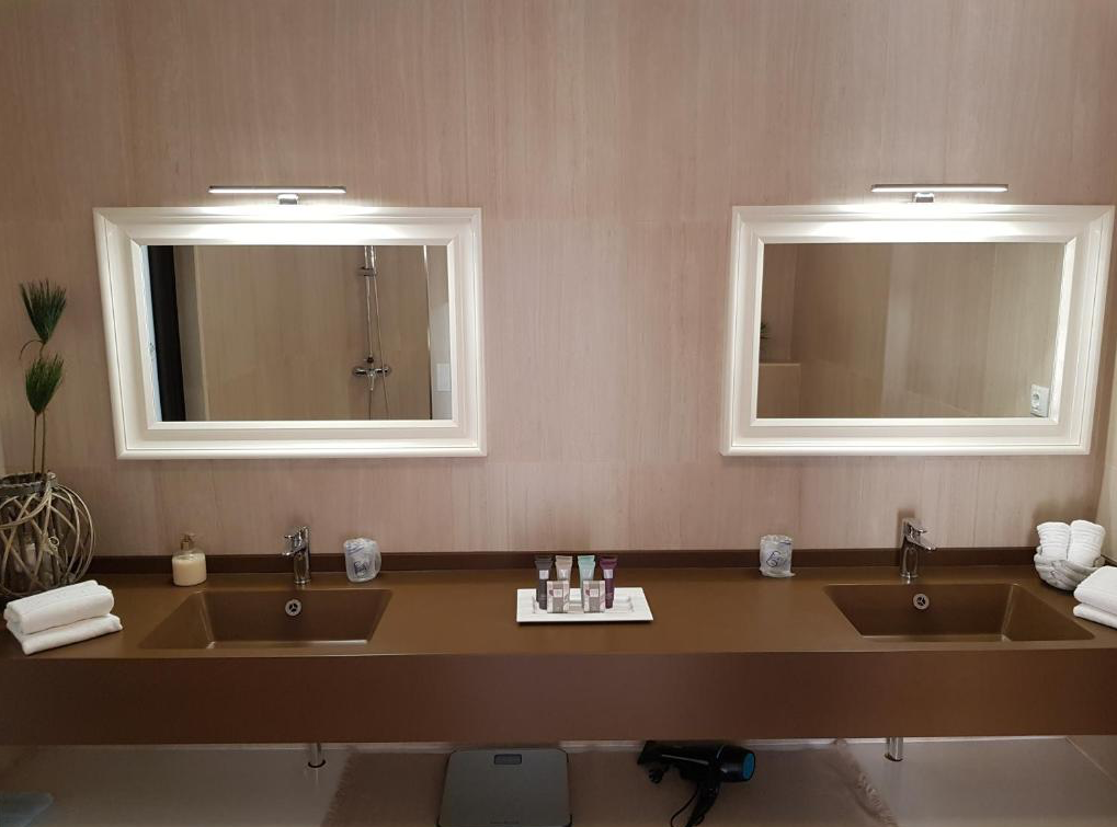 Fuertevillage Suites