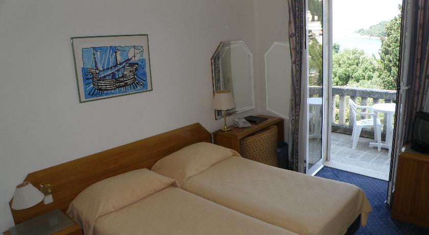 Tweepersoonskamer van Hotel Komodor in Dubrovnik
