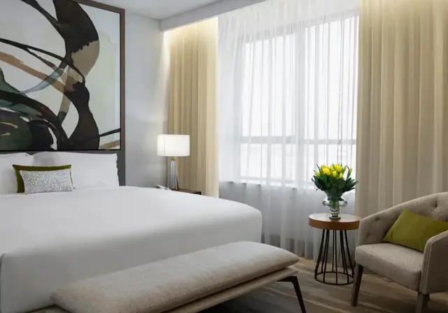 Al Jaddaf Rotana Suite Hotel