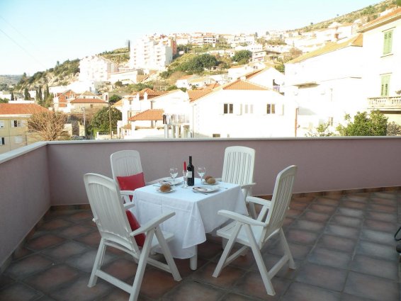 Terras van een appartement van appartementen Villa Rosa in Dubrovnik