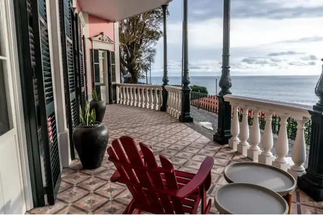 1905 Zinos Palace balkon