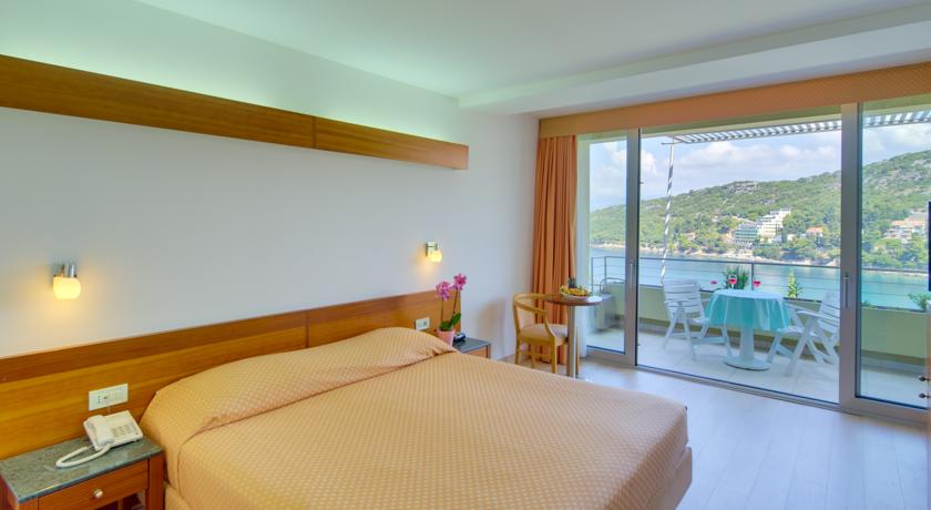 Tweepersoonskamer van Hotel Uvala in Dubrovnik