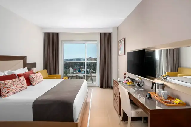 Kirman Leodikya Resort Hotel