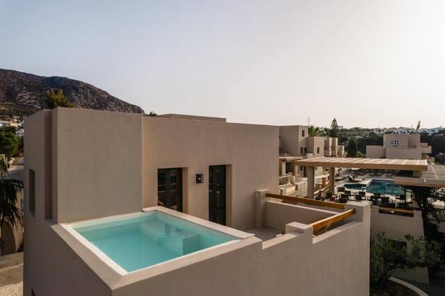 Momi Slow Living Hotel - dakterras met plunge pool