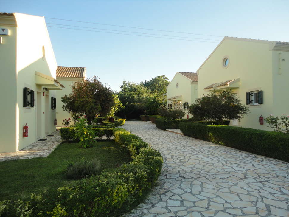 Ostria Apartments Sidari