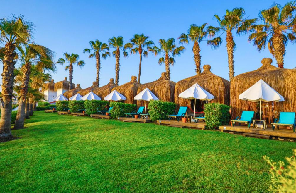 Crystal Flora Beach Resort