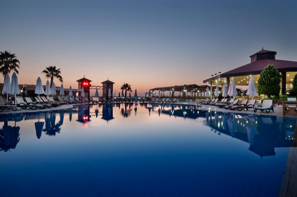 Crystal Flora Beach Resort