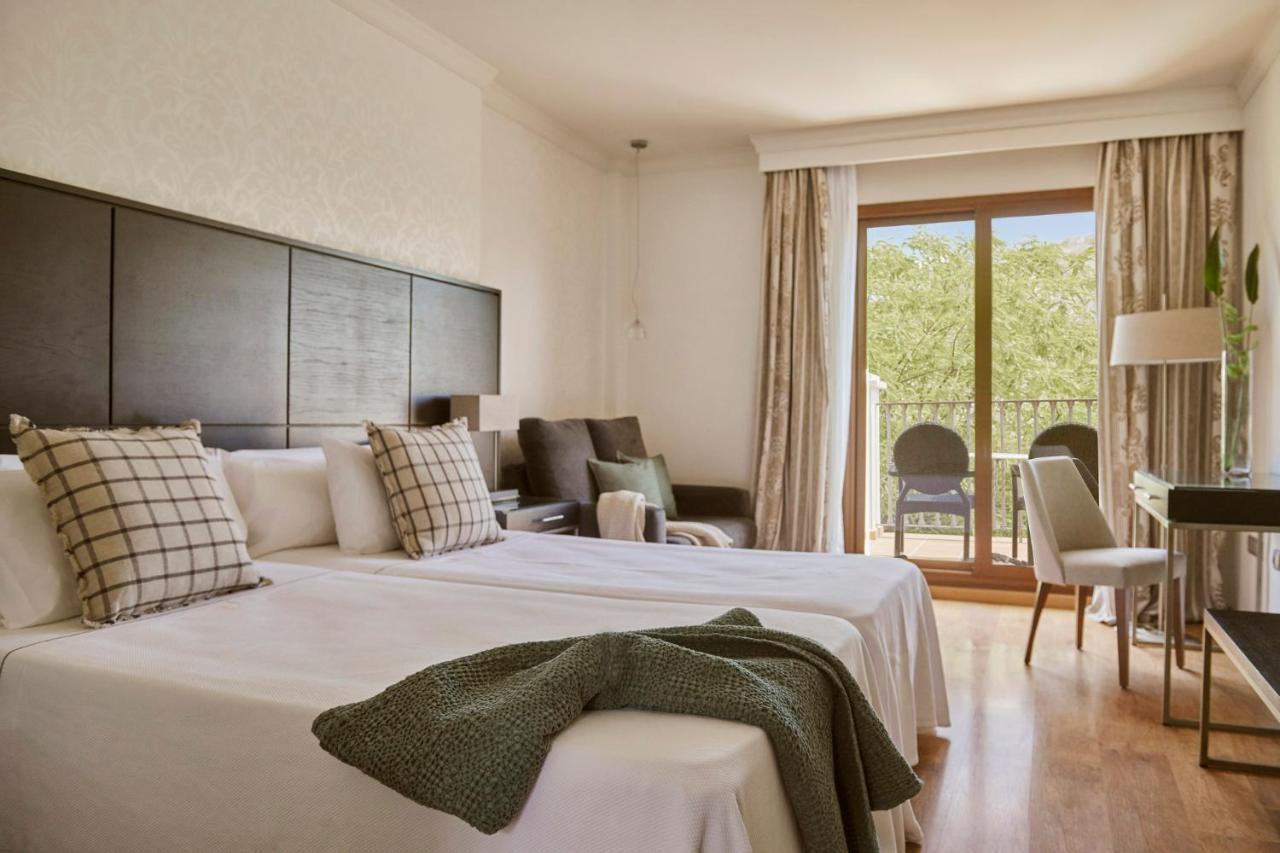 B Bou Hotel La Vinuela Spa