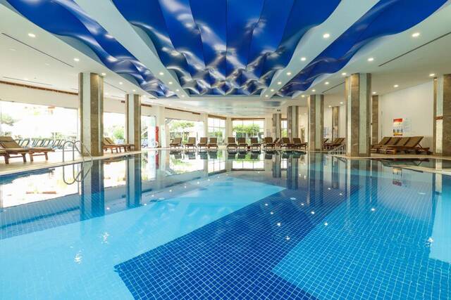 Crystal Waterworld Resort And SPA