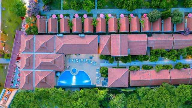 Ozlem Garden