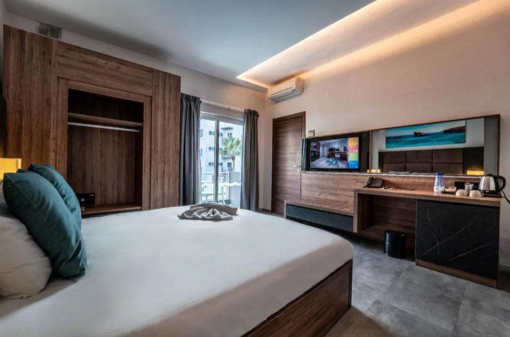 Bora Bora Ibiza-Malta Resort And Beach Club