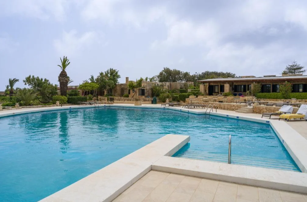 Ta Cenc Hotel & Spa zwembad 