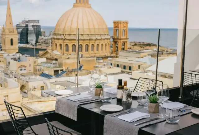 The Embassy Valletta Hotel restaurant