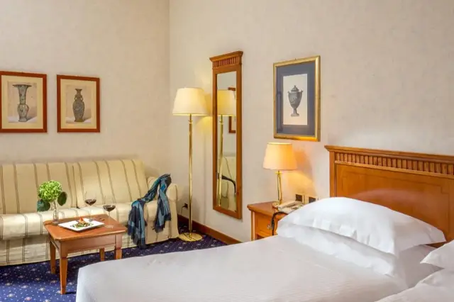 Twinroom UNAWAY Empire roma