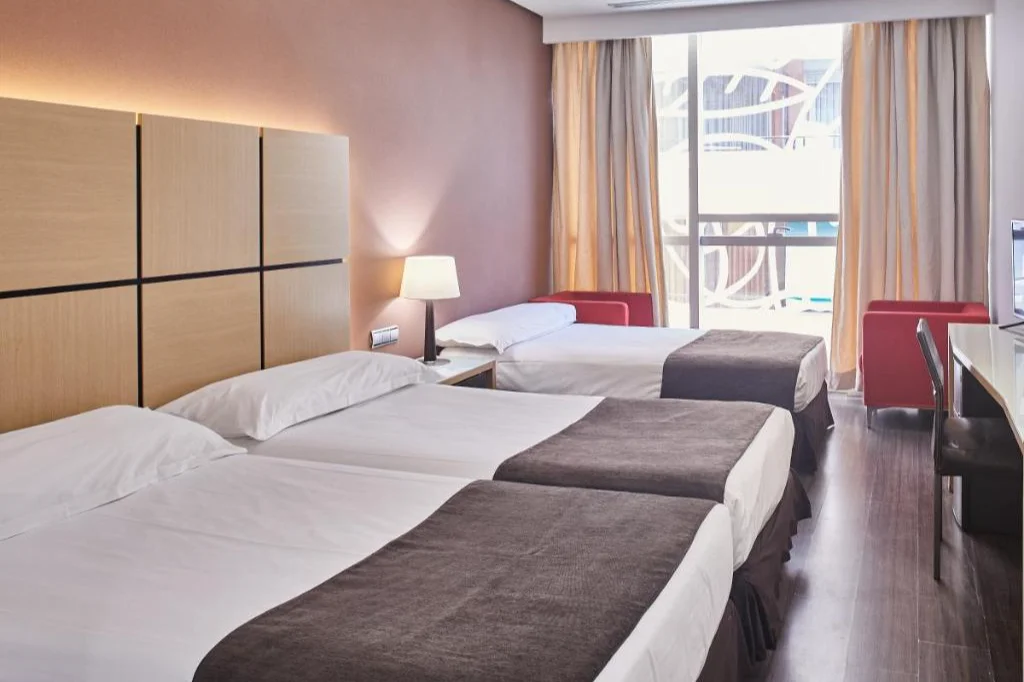 Silken Puerta Valencia tripleroom
